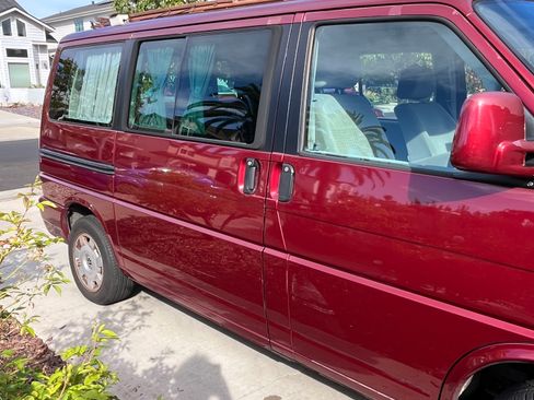 Used 1999 Volkswagen Eurovan MV FWD image 6
