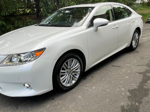 Used 2014 Lexus ES 350 image 2
