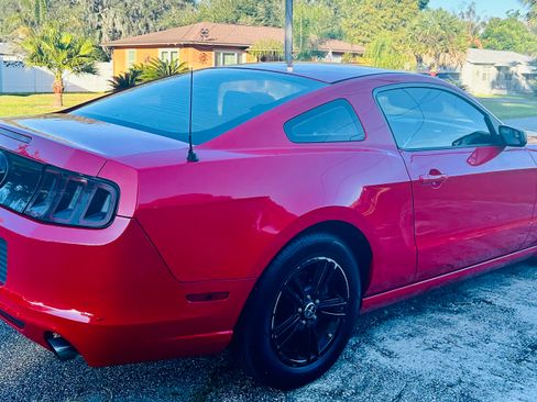 Used 2014 Ford Mustang Coupe image 8