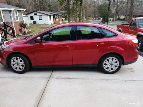 Used 2012 Ford Focus SE image 5
