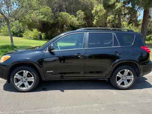 Used 2010 Toyota RAV4 Sport image 2