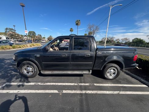 Used 2001 Ford F150 Harley-Davidson image 11