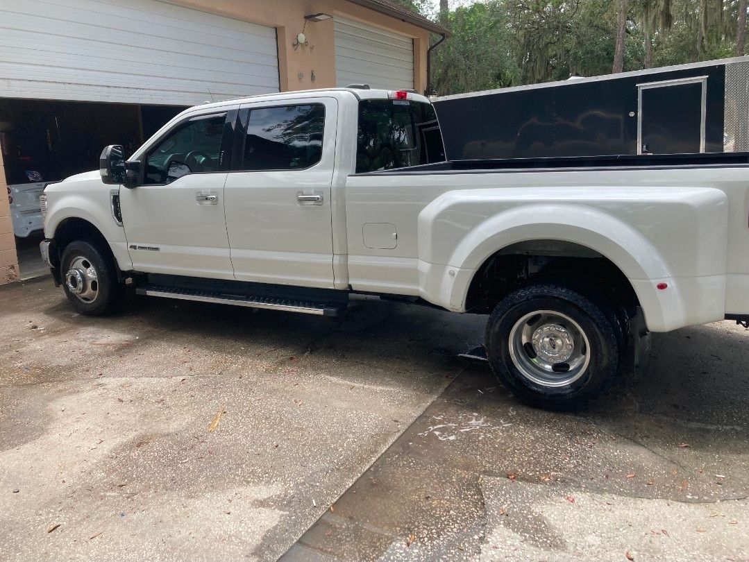 Used 2020 Ford F350 Lariat w/ Lariat Ultimate Package AWD/4WD image 8