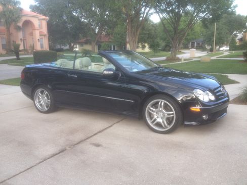 Used 2008 Mercedes-Benz CLK 550 Cabriolet image 1