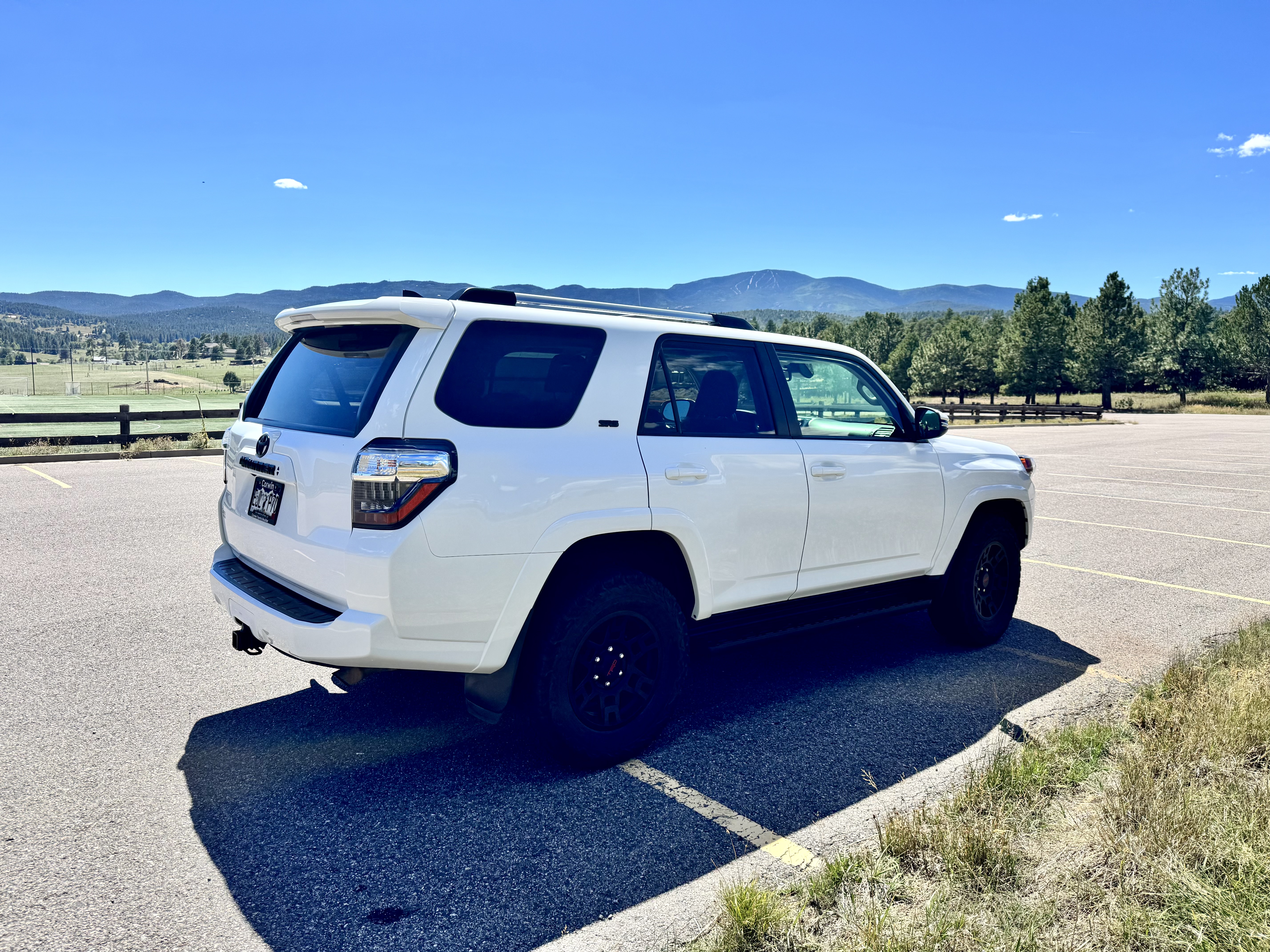 Used 2024 Toyota 4Runner SR5 Premium w/ Moonroof Package AWD/4WD image 4