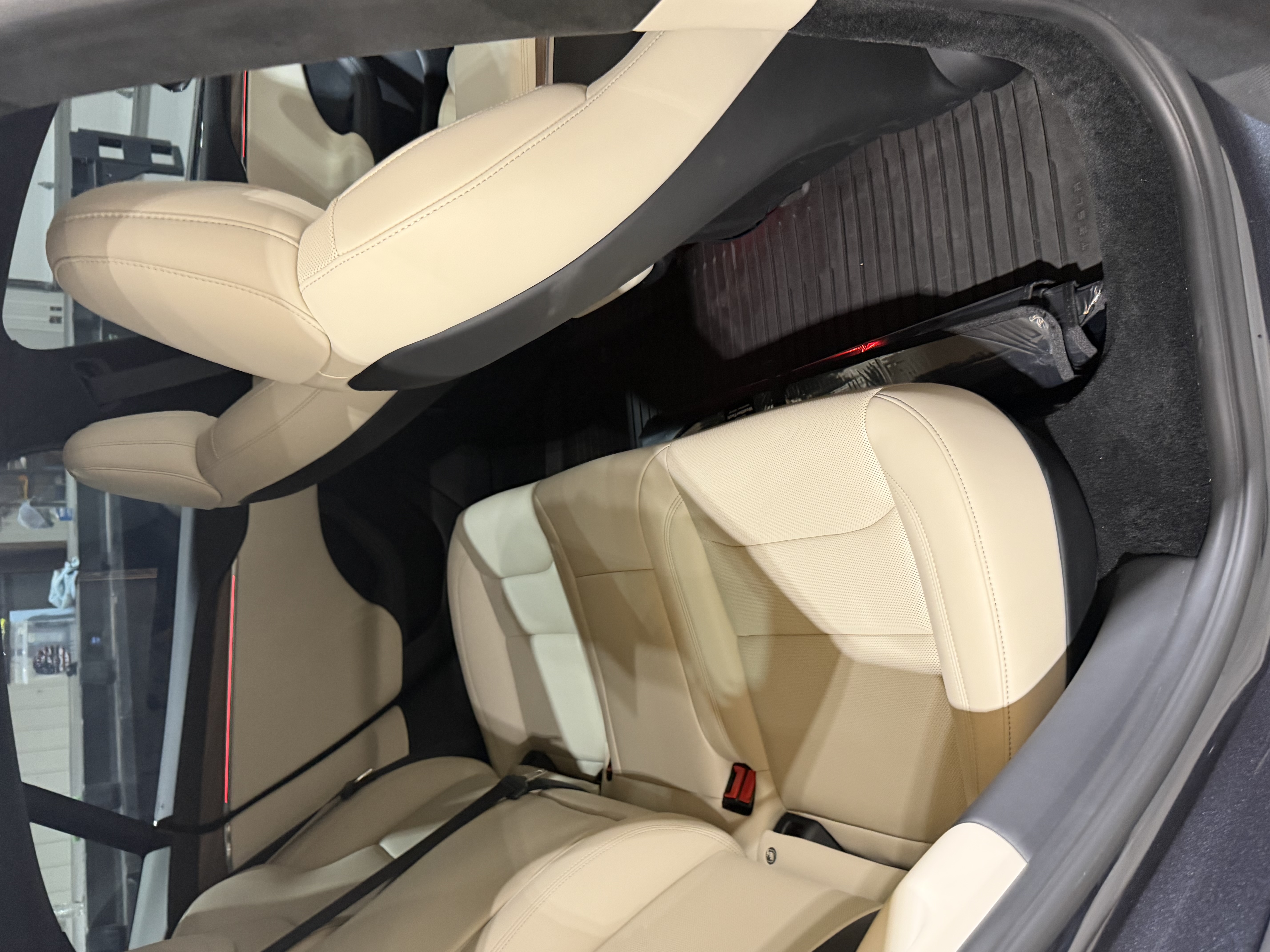 Used 2026 Tesla Model S AWD/4WD image 17