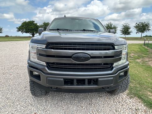 Used 2018 Ford F150 Lariat w/ Equipment Group 502A Luxury AWD/4WD image 2