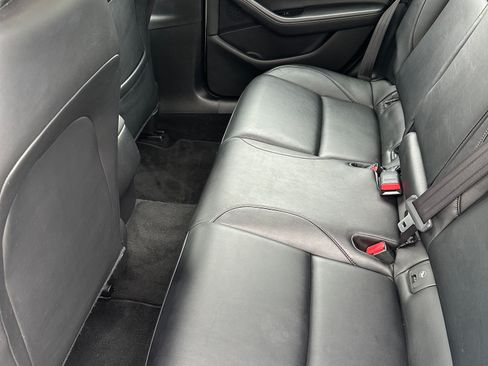 Used 2019 MAZDA MAZDA3 Sedan image 12