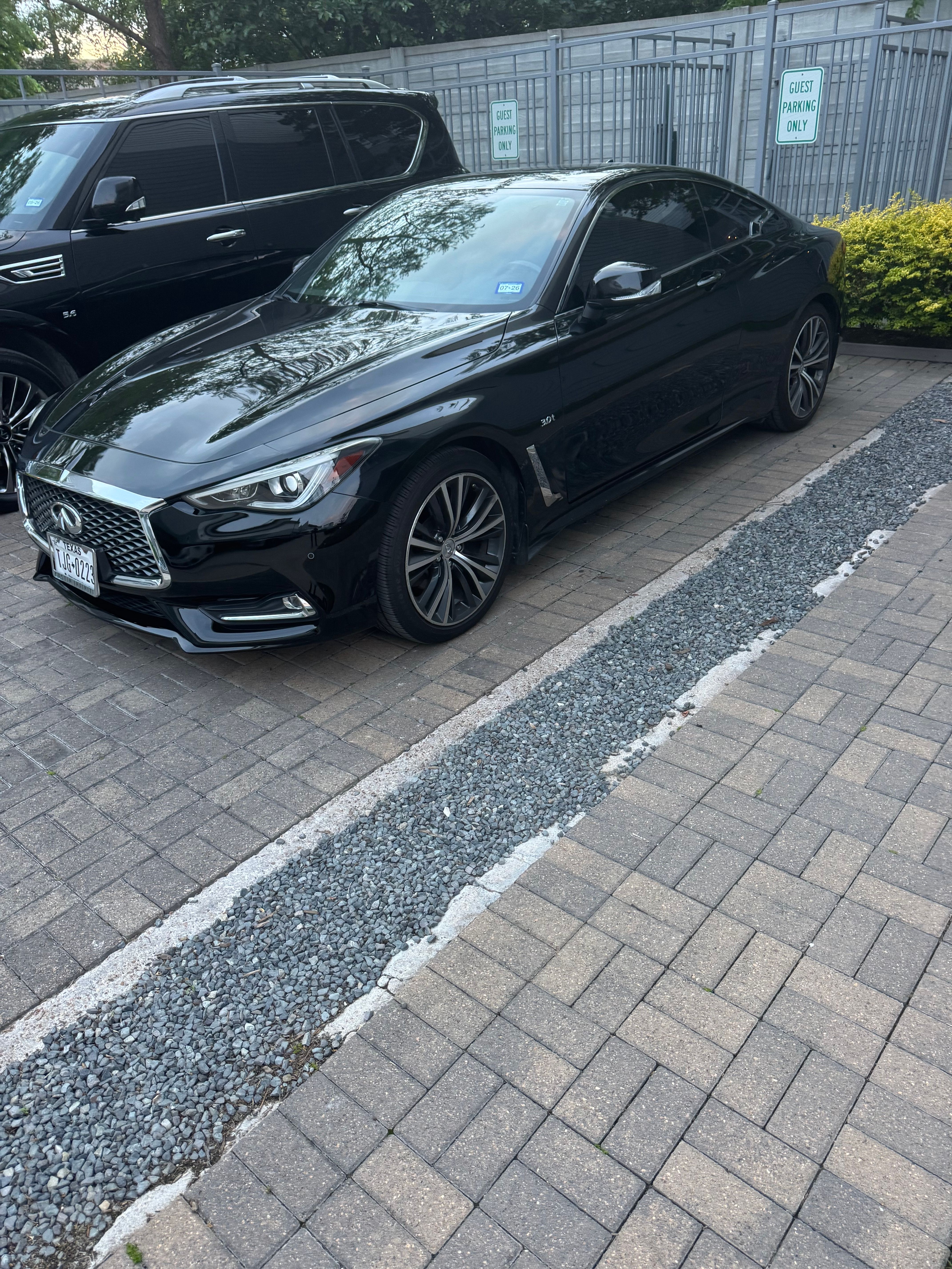 Used 2017 INFINITI Q60 3.0t w/ Cargo Package AWD/4WD image 1
