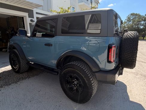 Used 2023 Ford Bronco Wildtrak AWD/4WD image 11