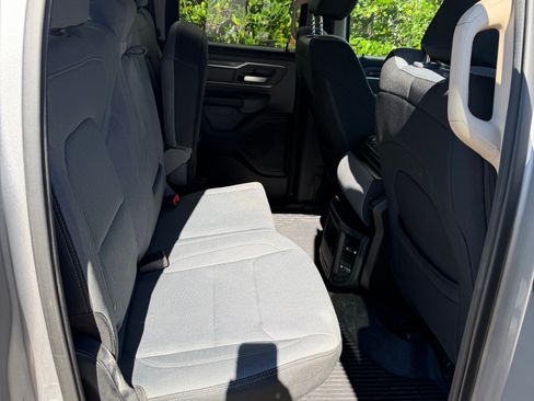 Used 2019 RAM 1500 Big Horn image 8