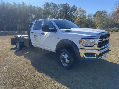 Used 2023 RAM 4500 Tradesman w/ Chrome Appearance Group image 1