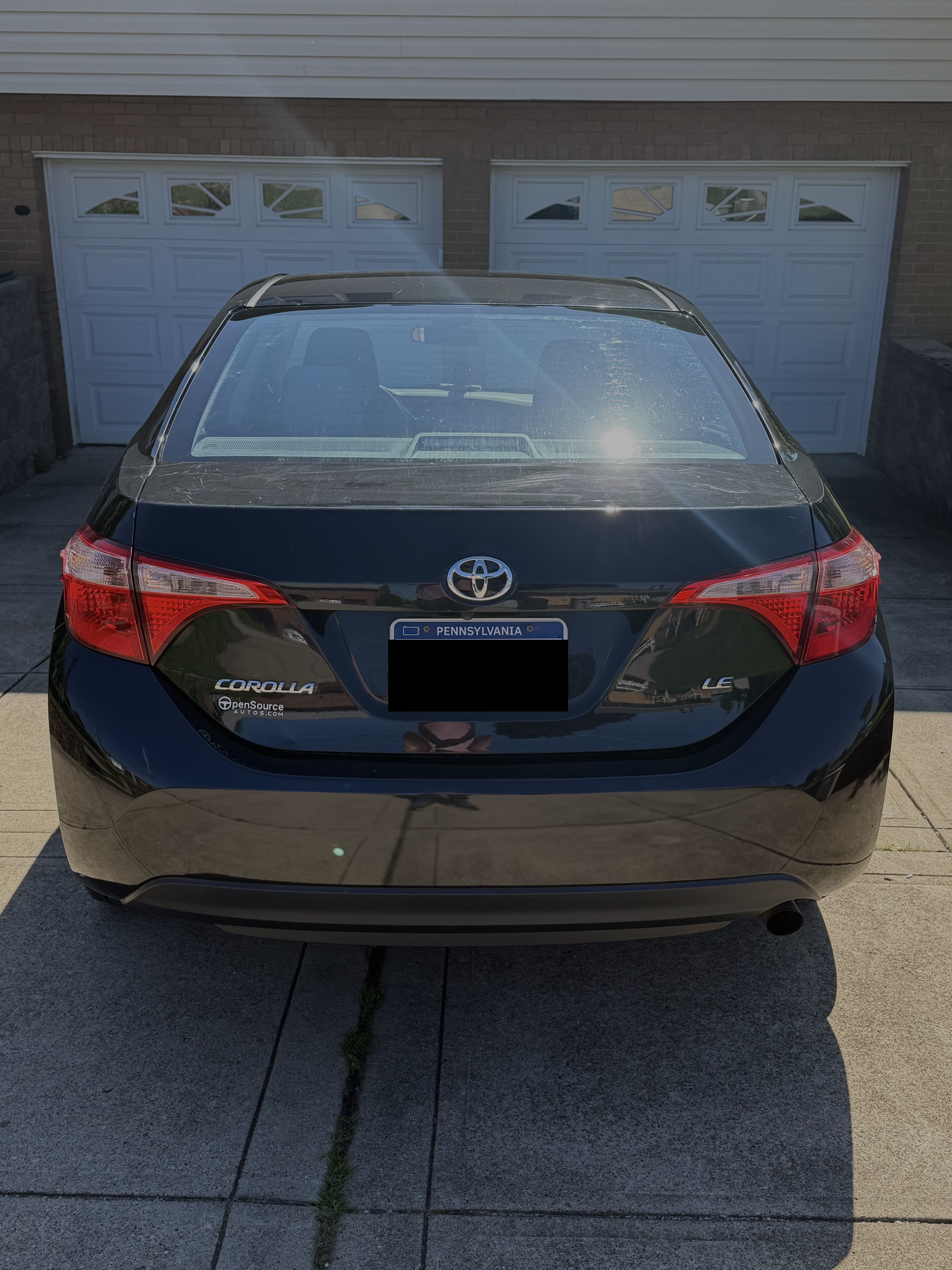 Used 2017 Toyota Corolla LE FWD image 9
