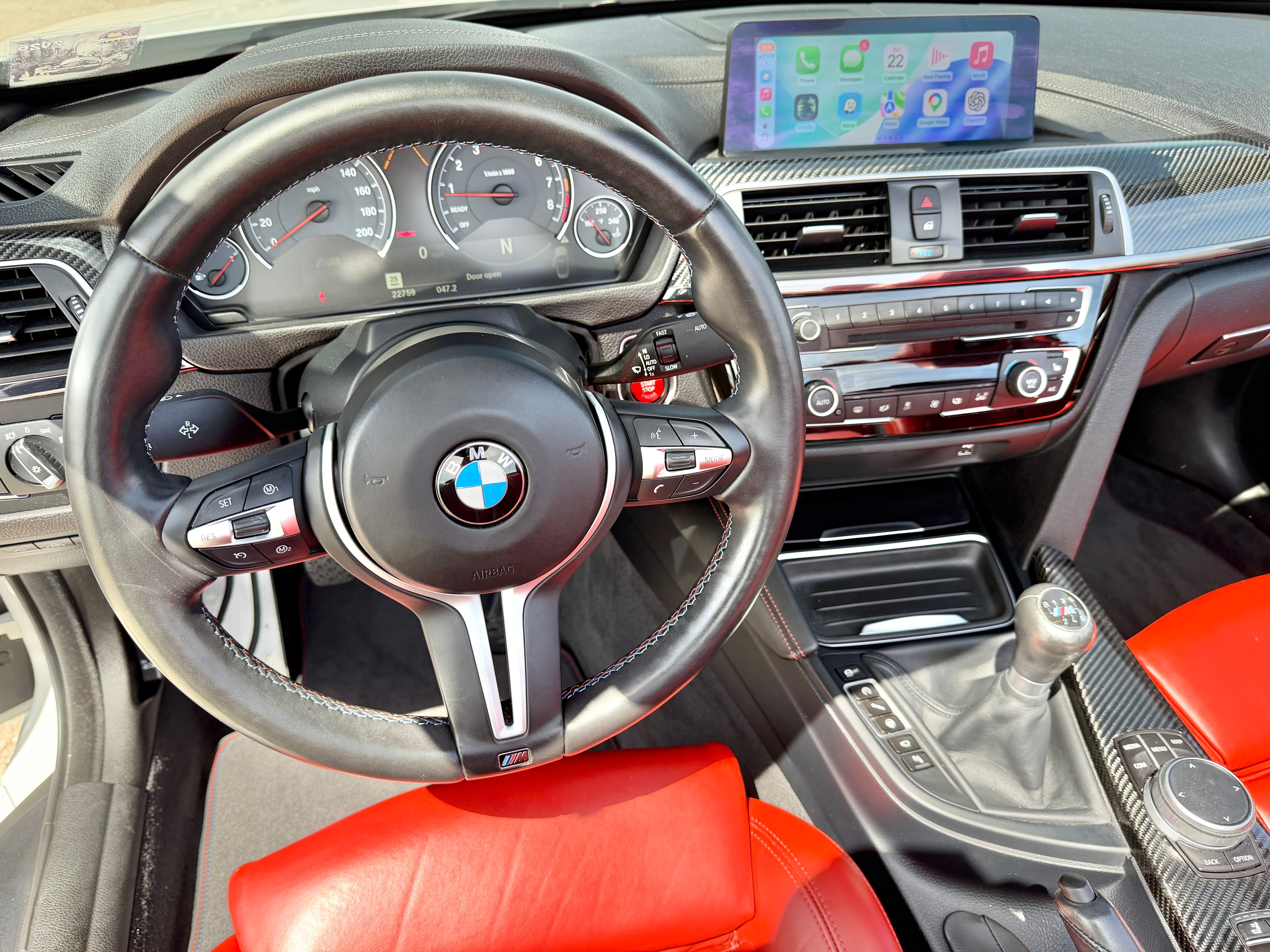 Used 2020 BMW M4 Convertible w/ Competition Package RWD image 21