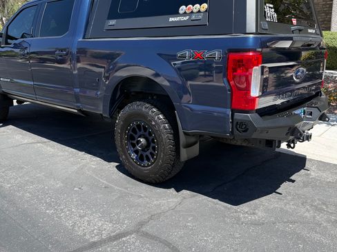 Used 2019 Ford F250 Lariat w/ Lariat Ultimate Package AWD/4WD image 17