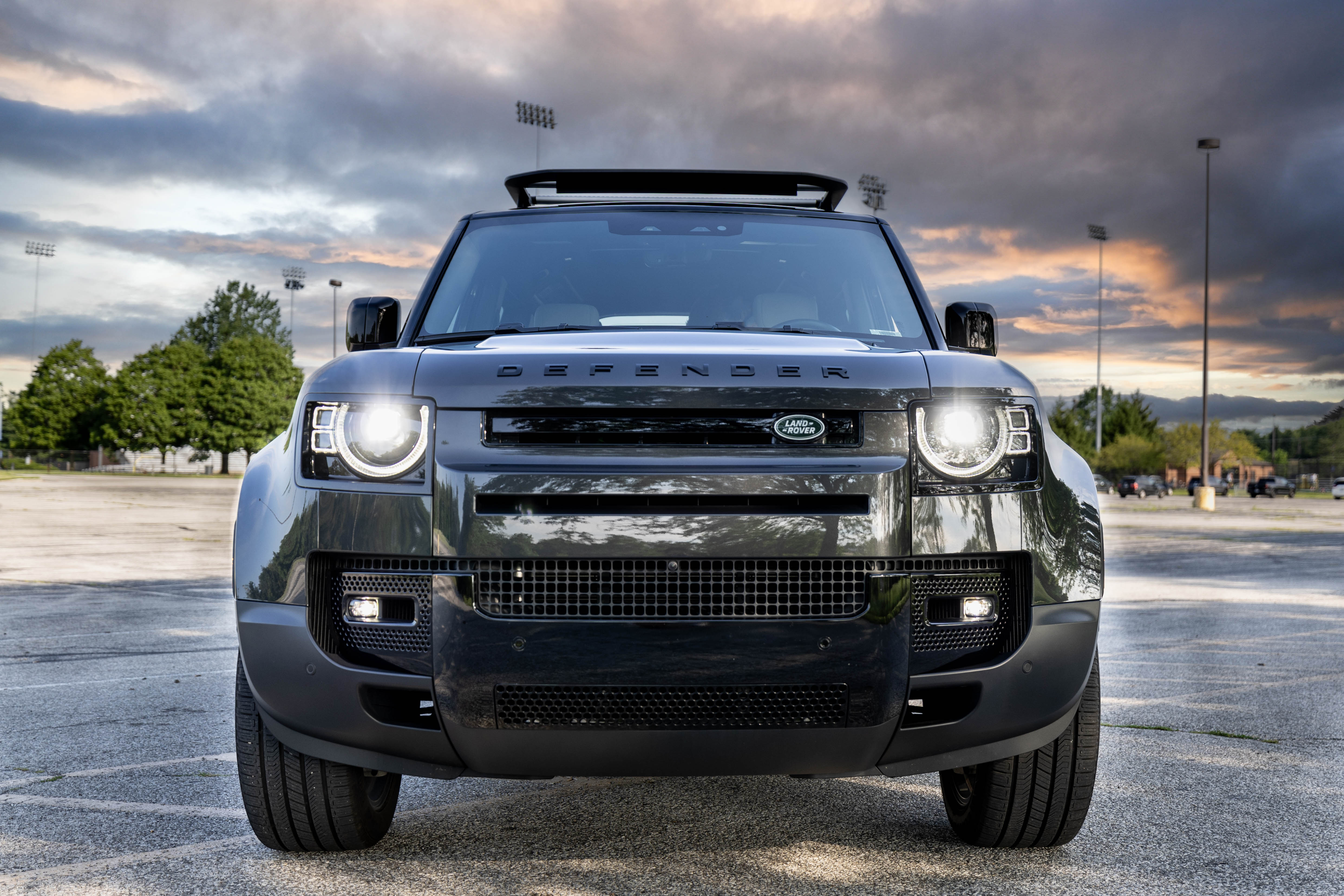 Used 2023 Land Rover Defender 110 S AWD/4WD image 5