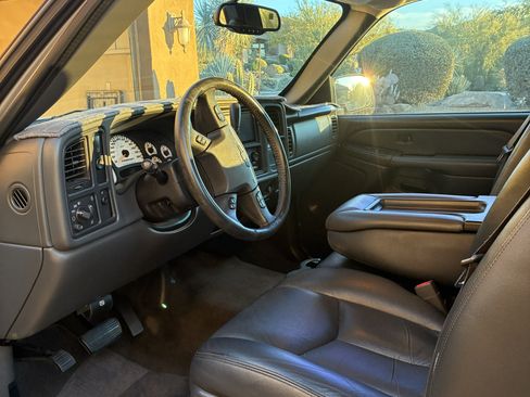 Used 2007 Chevrolet Silverado 1500 SS w/ Onstar Plus Package image 9