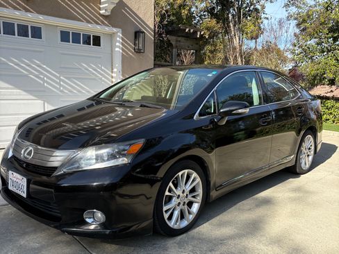 Used 2010 Lexus HS 250h image 1