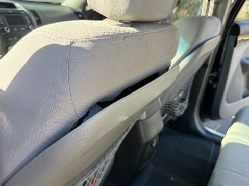 Used 2013 Kia Sorento LX w/ Convenience Pkg image 15