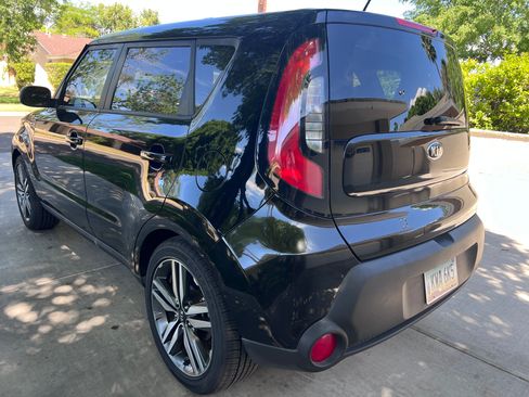 Used 2015 Kia Soul image 8