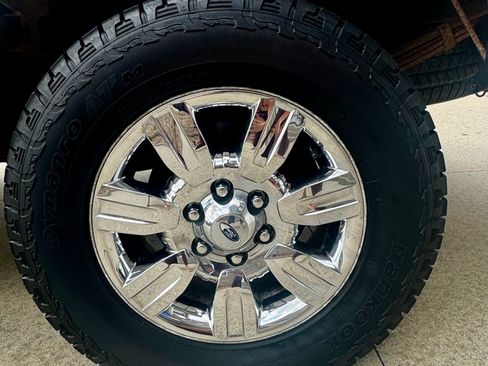 Used 2011 Ford F150 XLT w/ XLT Chrome Pkg AWD/4WD image 19