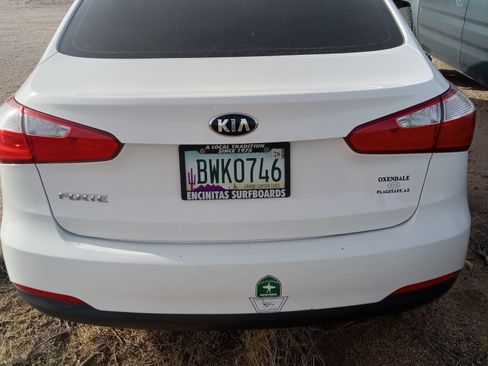 Used 2016 Kia Forte LX image 9