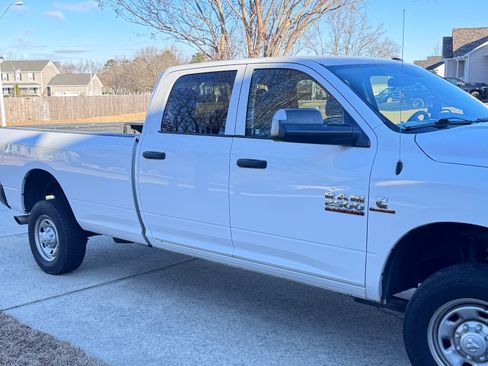 Used 2017 RAM 2500 Tradesman w/ Popular Equipment Group image 4