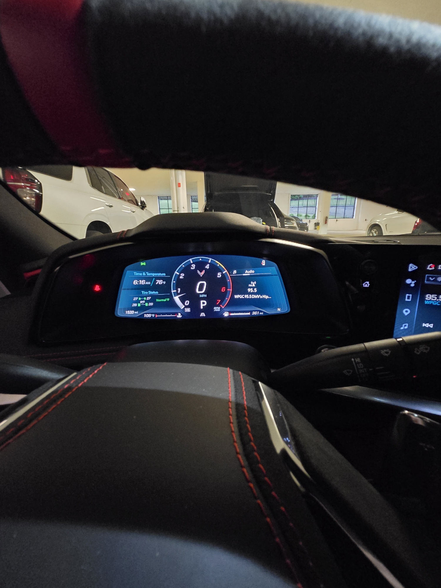 Used 2025 Chevrolet Corvette Stingray Preferred Cpe w/ Z51 Performance Package RWD image 10