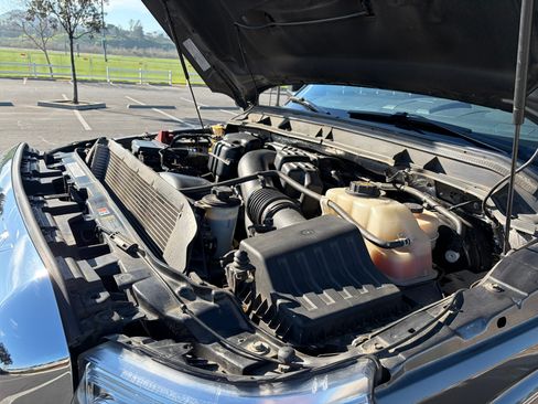 Used 2015 Ford F250 Lariat image 19