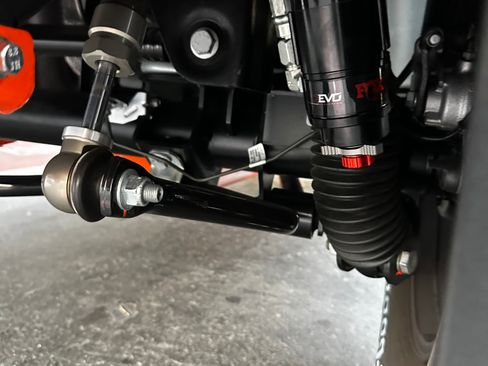 Used 2025 INEOS Grenadier image 18