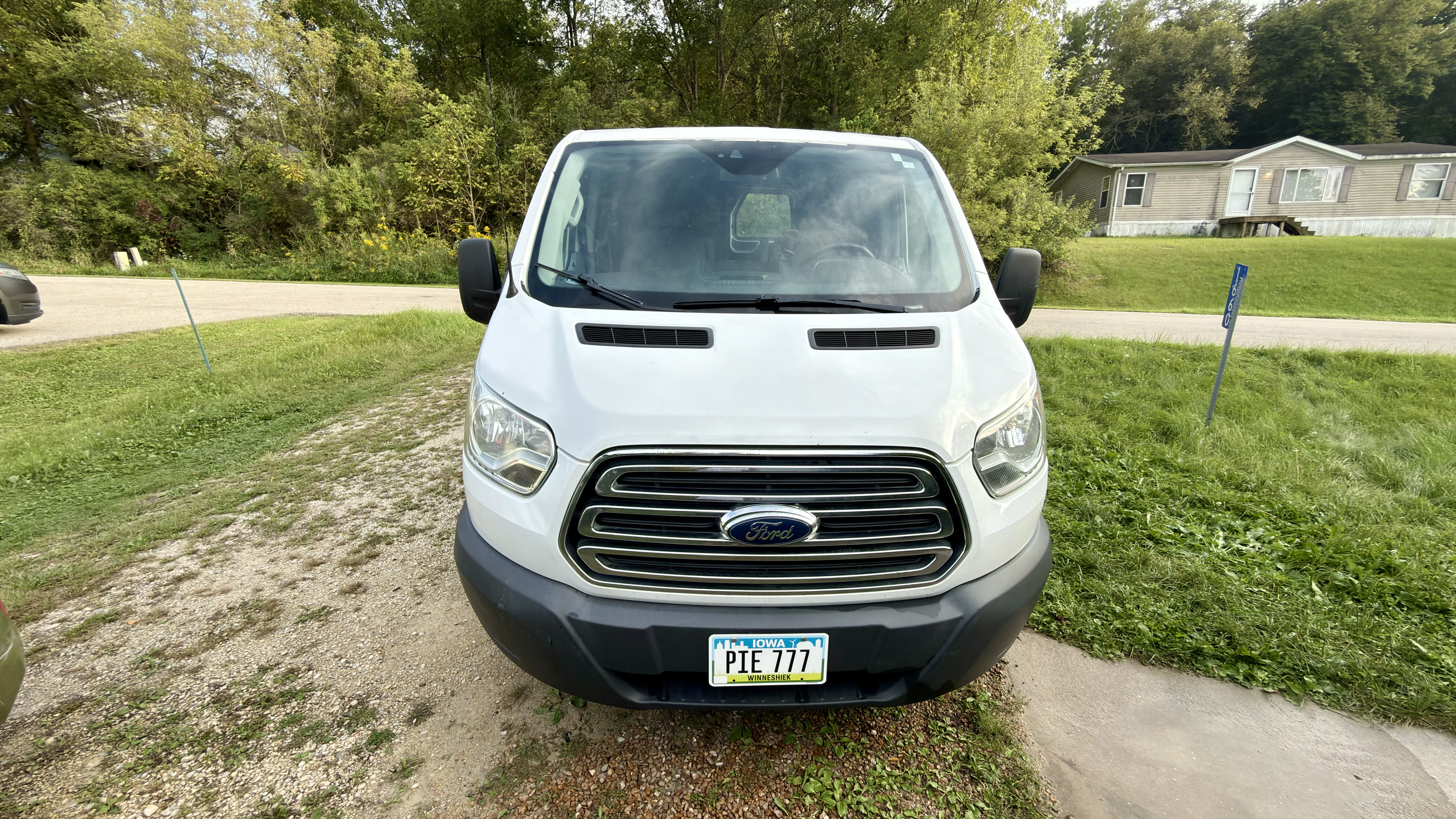 Used 2016 Ford Transit 250 130 Low Roof w/ Exterior Upgrade Package RWD image 5