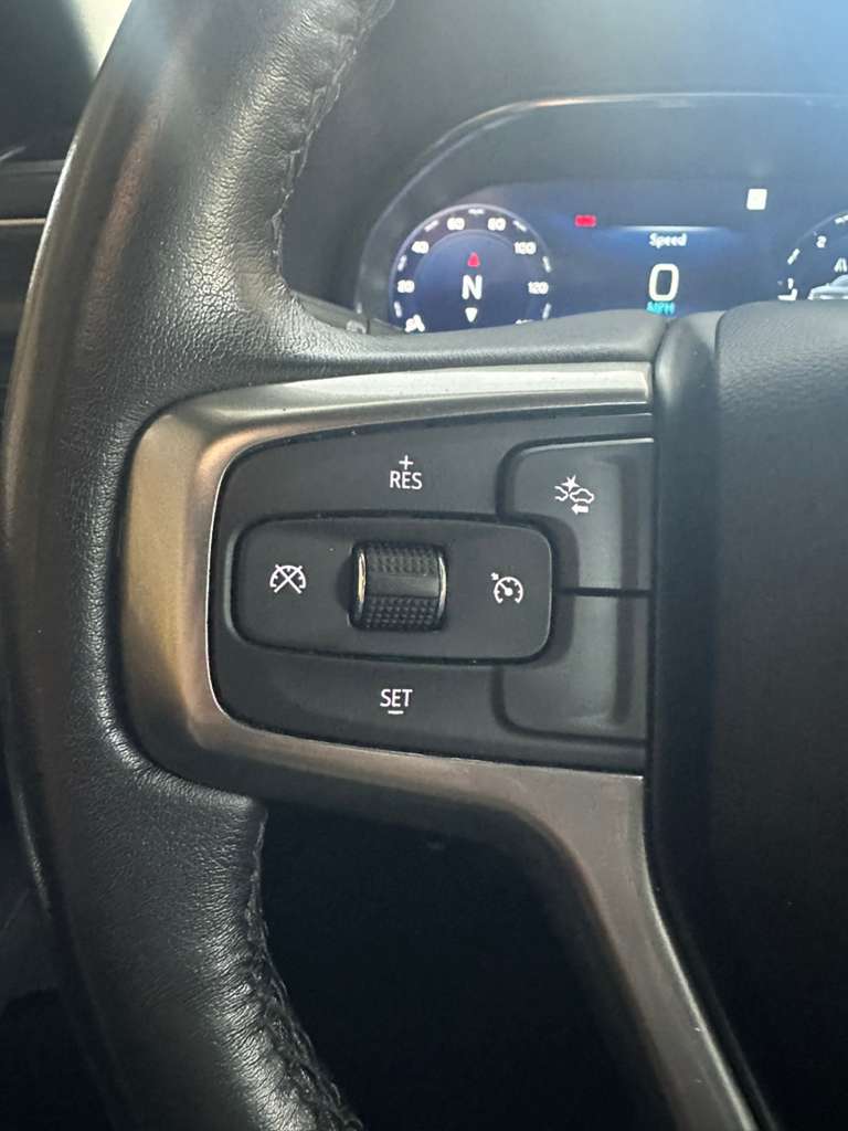 Used 2022 Chevrolet Suburban Z71 AWD/4WD image 14