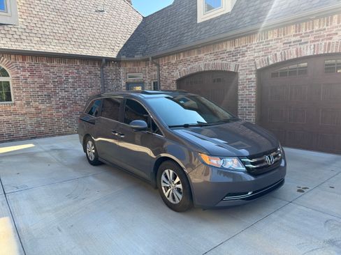 Used 2016 Honda Odyssey EX-L image 1
