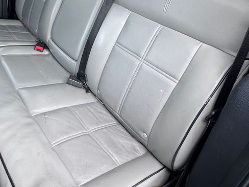 Used 2006 Lincoln Mark LT 4x4 image 12