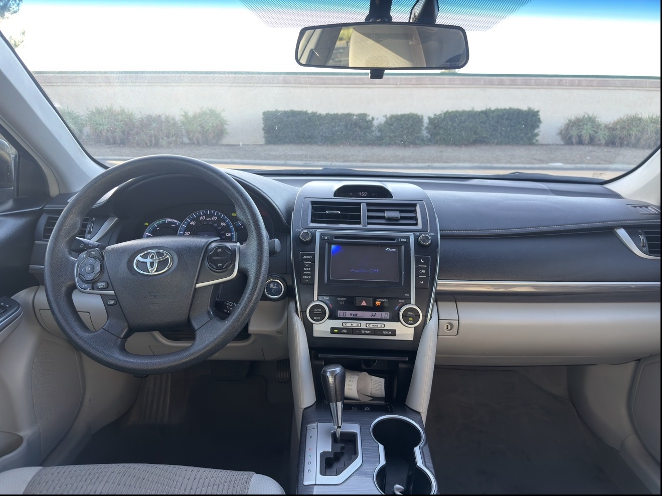 Used 2014 Toyota Camry LE FWD image 15