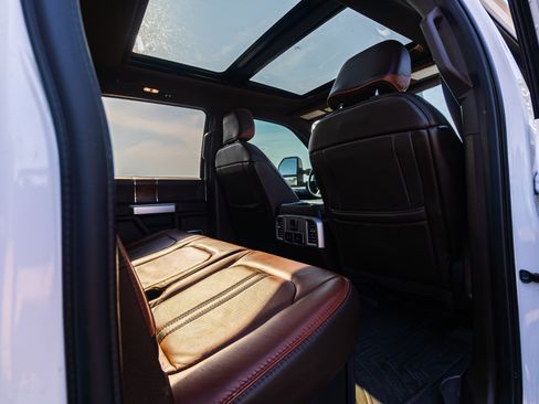 Used 2019 Ford F250 King Ranch w/ King Ranch Ultimate Package image 8