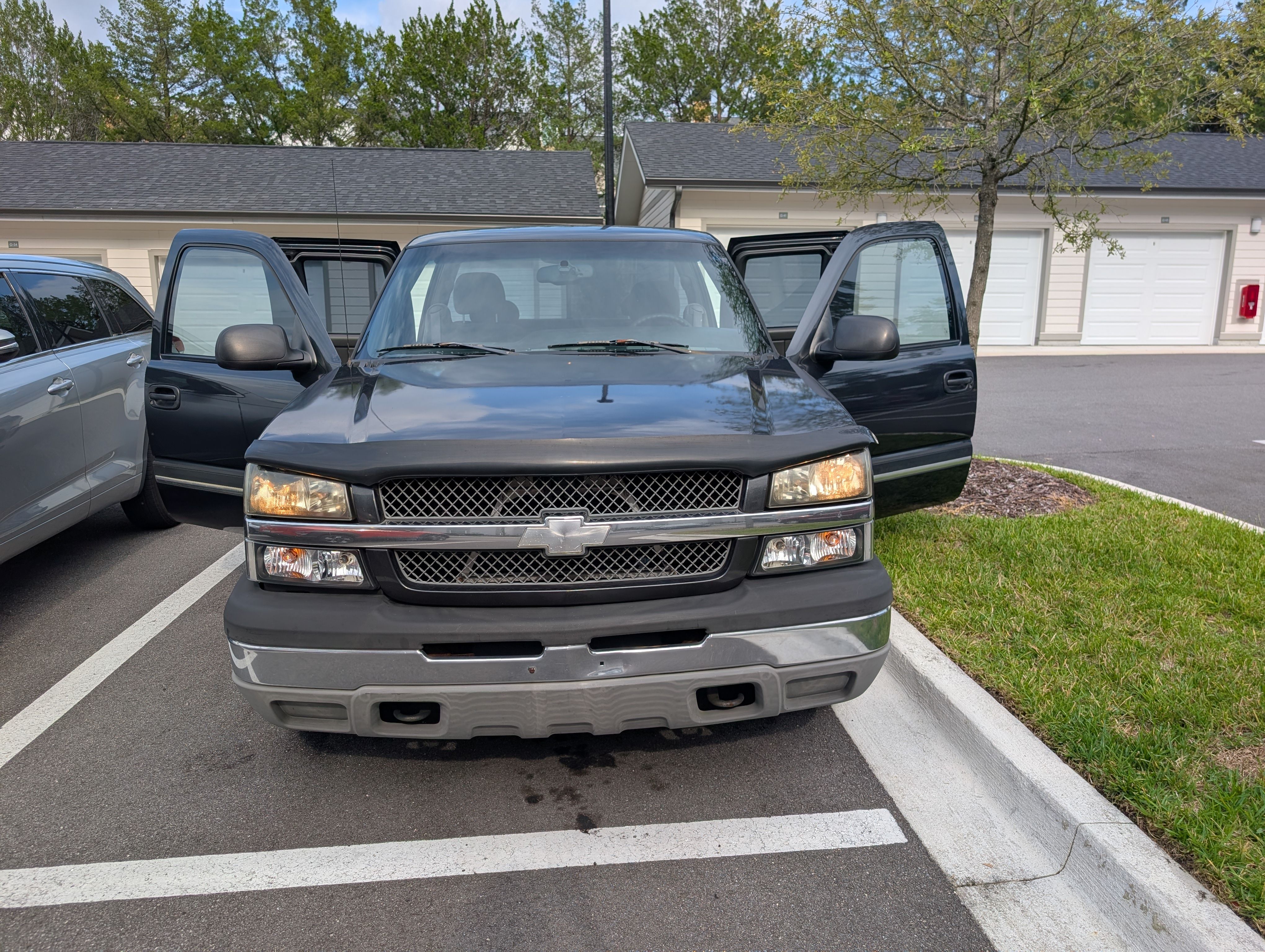 Used 2003 Chevrolet Silverado 1500 LS RWD image 12
