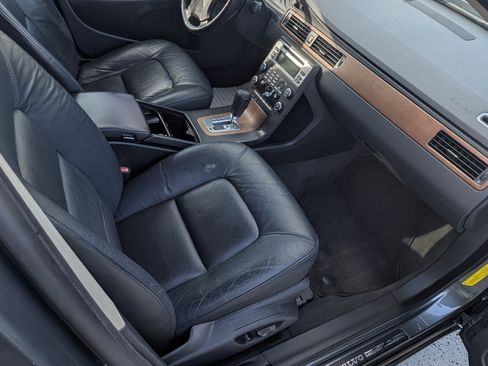 Used 2008 Volvo S80 3.2 image 14