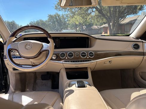 Used 2015 Mercedes-Benz S 550 Sedan image 9