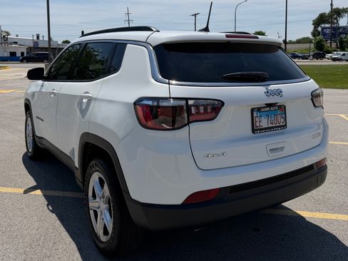 Used 2023 Jeep Compass Latitude AWD/4WD image 6