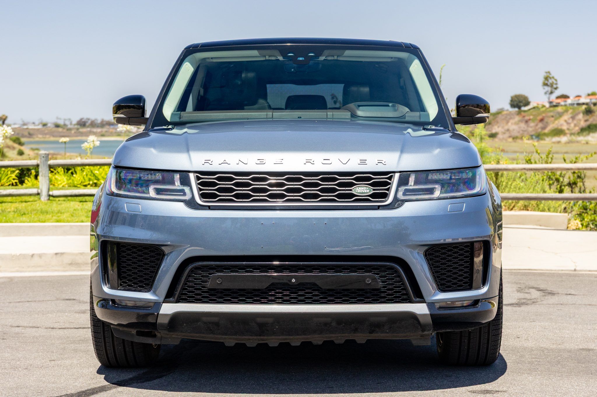 Used 2018 Land Rover Range Rover Sport Supercharged AWD/4WD image 2