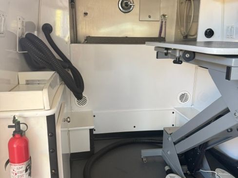 Used 2015 Mercedes-Benz Sprinter 3500 image 16