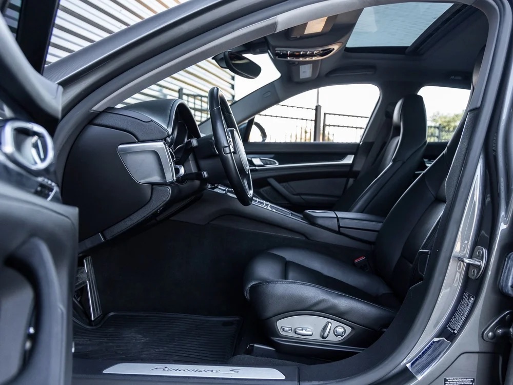 Used 2014 Porsche Panamera S RWD image 15