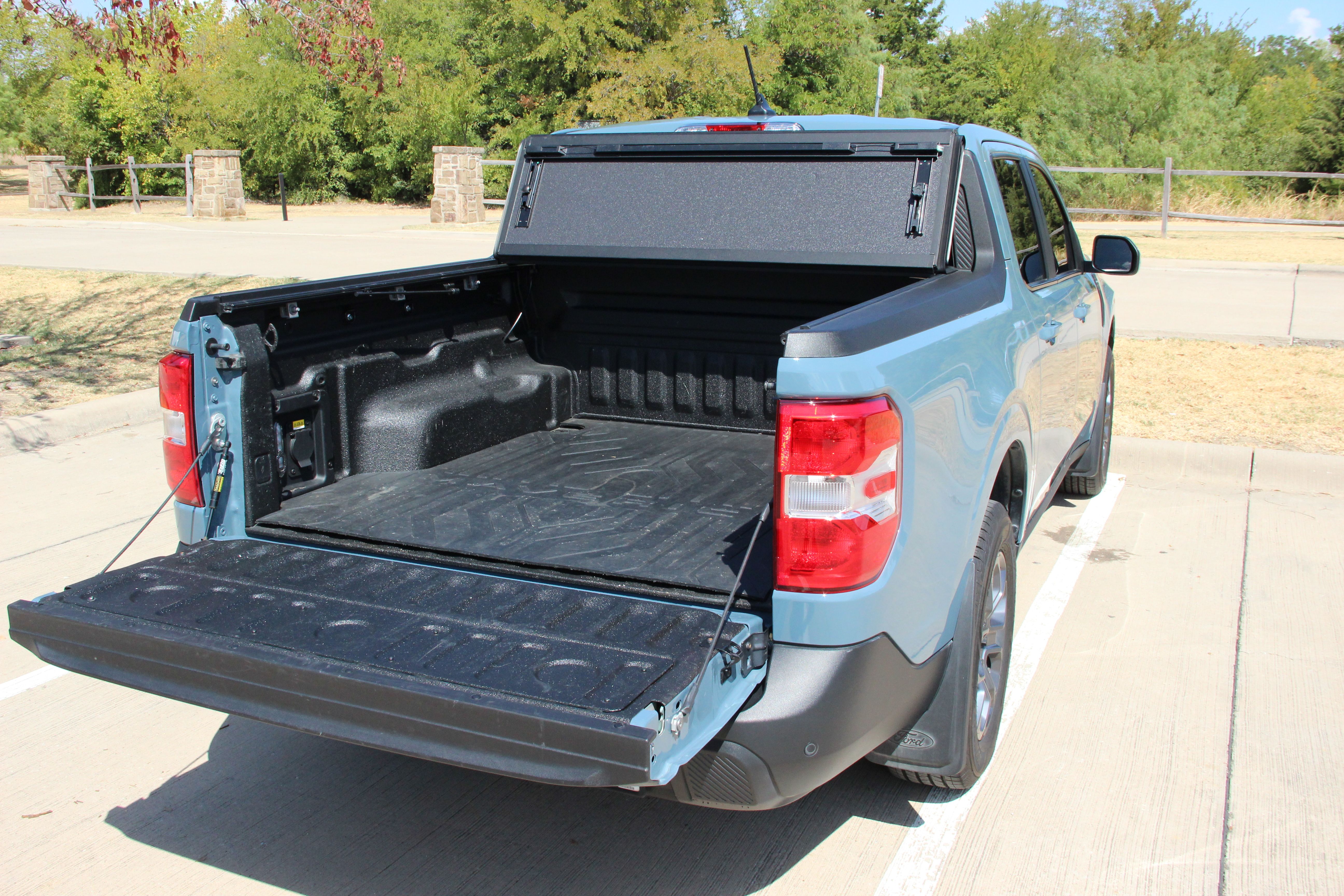 Used 2023 Ford Maverick Lariat w/ Lariat Luxury Package FWD image 15