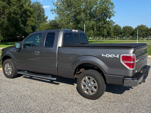 Used 2014 Ford F150 XLT w/ Equipment Group 302A Luxury AWD/4WD image 4