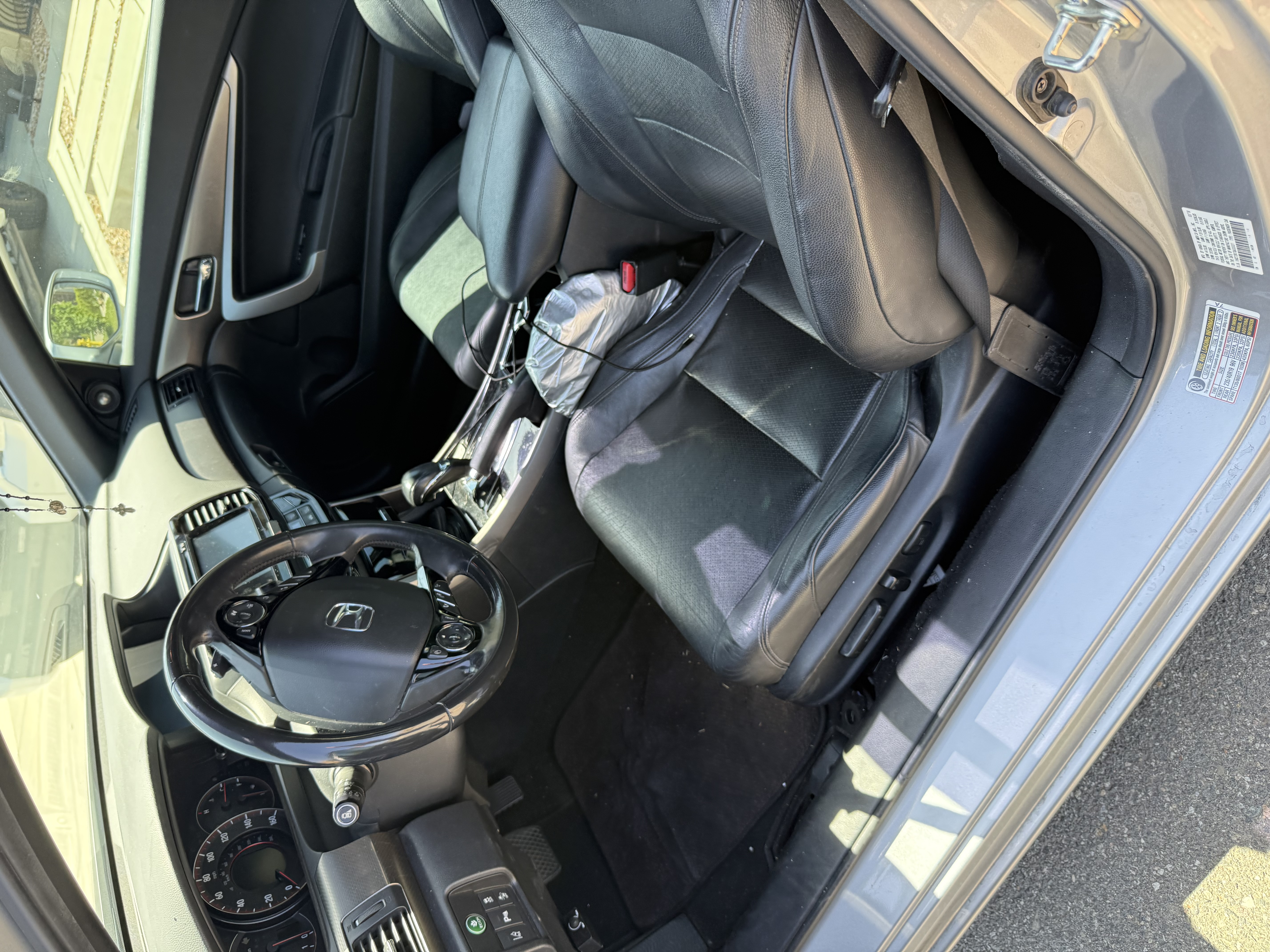 Used 2016 Honda Accord Touring image 4