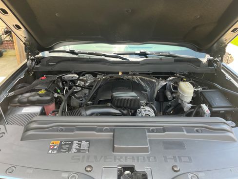 Used 2017 Chevrolet Silverado 2500 LT w/ All Star Edition AWD/4WD image 11
