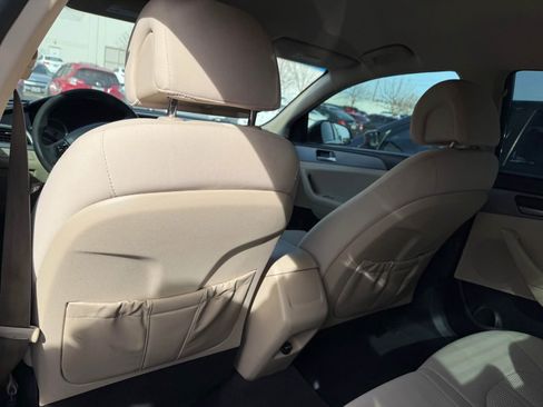 Used 2017 Hyundai Sonata SE image 9