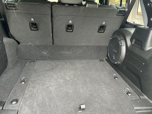 Used 2023 Jeep Wrangler Unlimited Sahara w/ Cold Weather Group AWD/4WD image 11