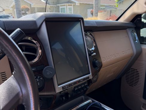 Used 2013 Ford F250 Lariat AWD/4WD image 14